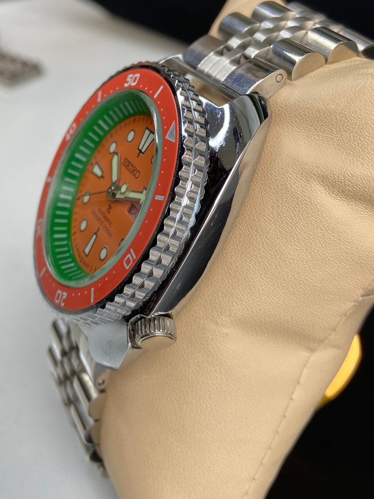 Vintage MOD Seiko Turtle Automatic Orange Face Cal. 6309 Rotating Bezel Day-Date Men's Wrist Watch E75
