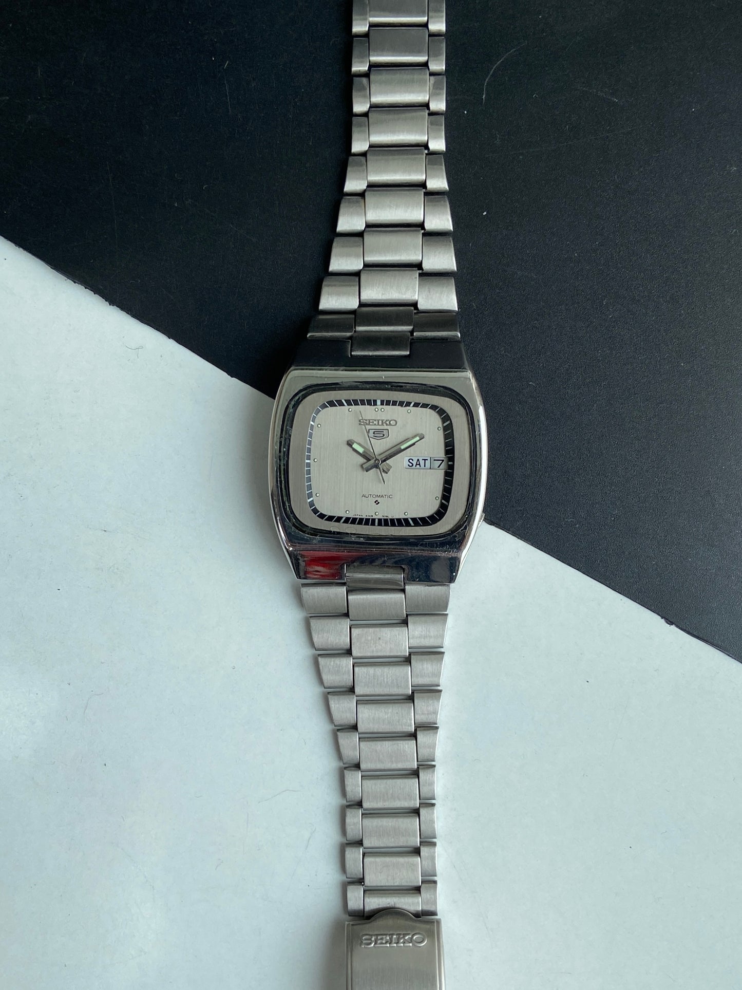 Vintage 1981 Original Seiko 5 Automatic 6309-5080 Silver Face 17 Jewels Day-Date Japanese Men's Wrist Watch E82