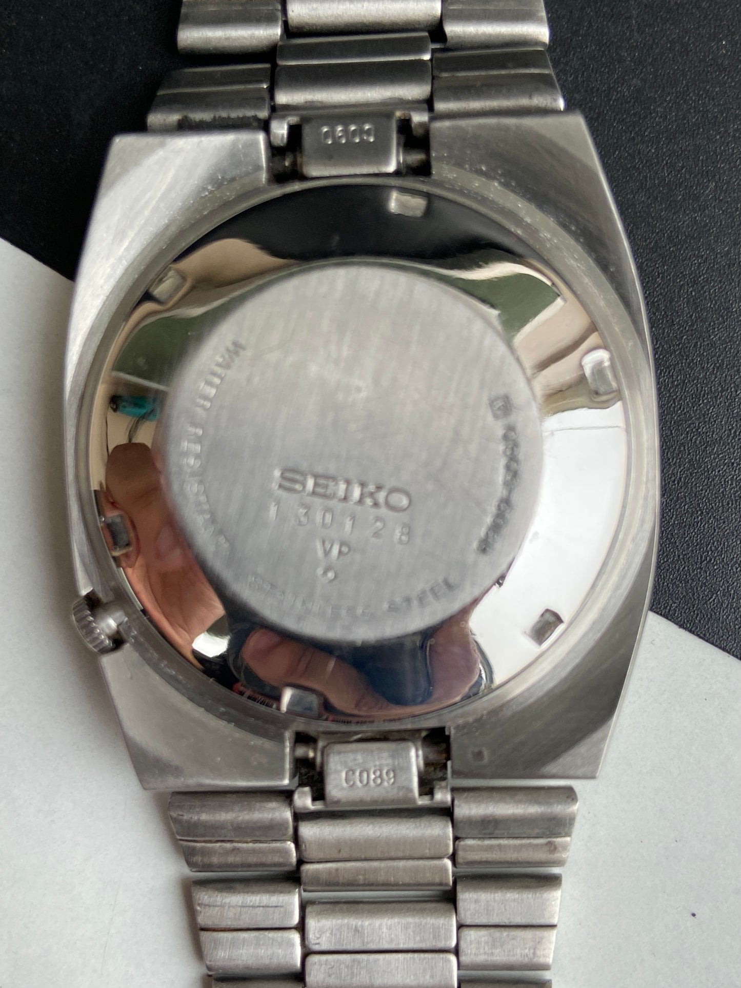 Vintage 1981 Original Seiko 5 Automatic 6309-5080 Silver Face 17 Jewels Day-Date Japanese Men's Wrist Watch E82