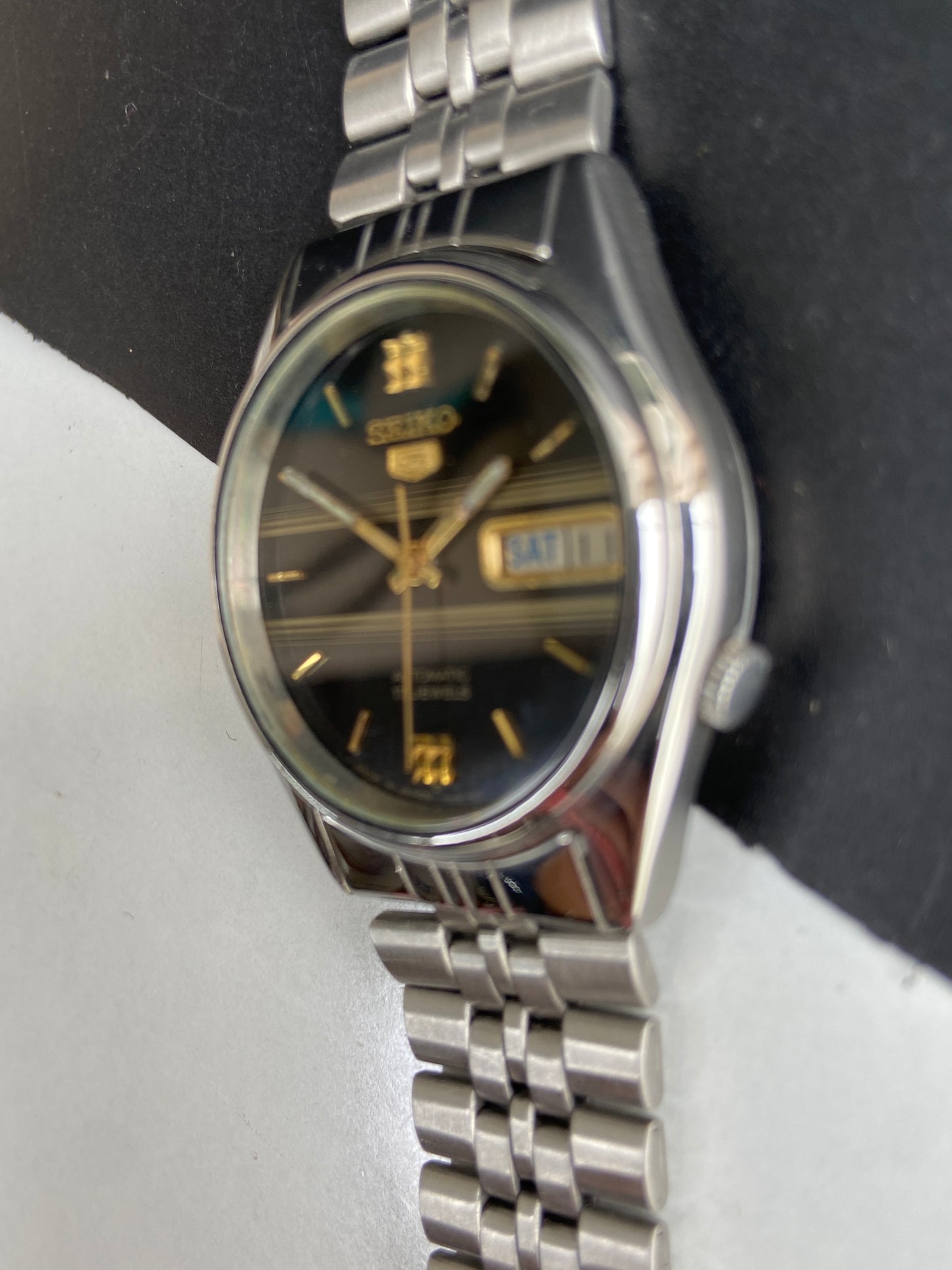 Vintage 1984 Original Seiko 5 Automatic 7009-6001 Black Face 17 Jewels Day-Date Japanese Men's Wrist Watch E87