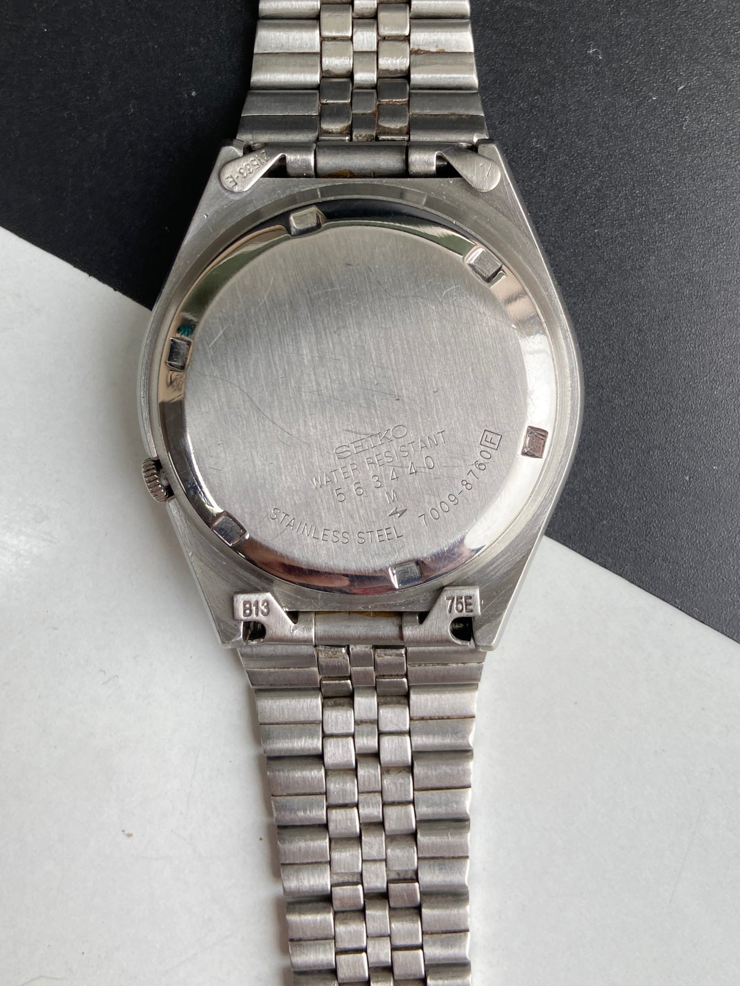 Vintage 1985 Original Seiko 5 Automatic 7009-8760 Black Face 17 Jewels Day-Date Japanese Men's Wrist Watch E88