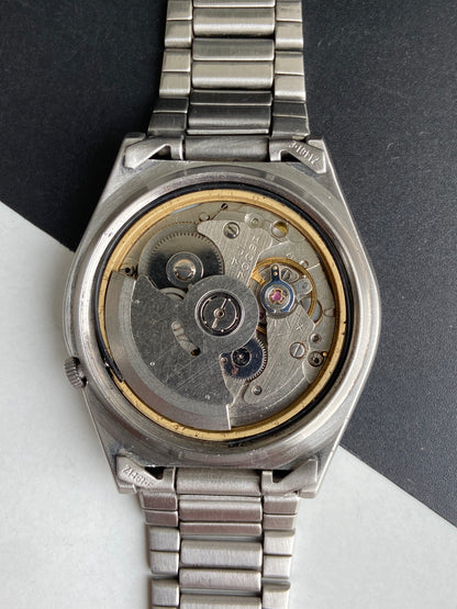 Vintage 1985 Original Seiko 5 Automatic 7009-8330 Golden Face 17 Jewels Day-Date Japanese Men's Wrist Watch E93