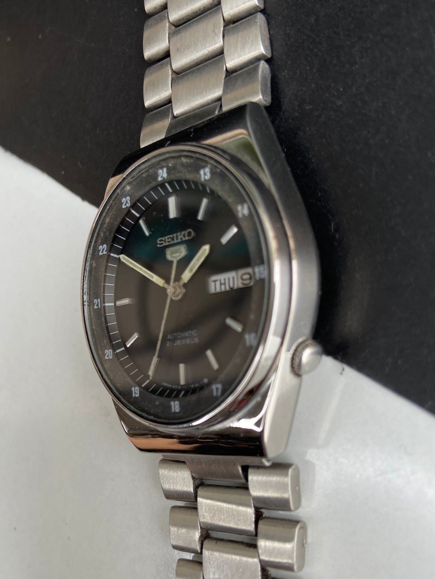 Vintage 1976 Original Seiko 5 Automatic 6319-7110 Black Face 21 Jewels Day-Date Japanese Men's Wrist Watch E99