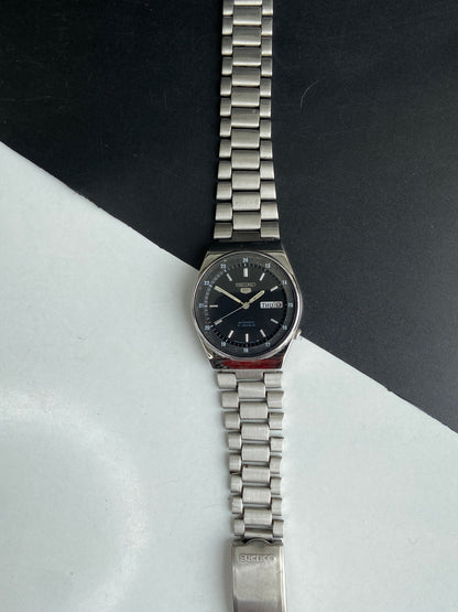 Vintage 1976 Original Seiko 5 Automatic 6319-7110 Black Face 21 Jewels Day-Date Japanese Men's Wrist Watch E99