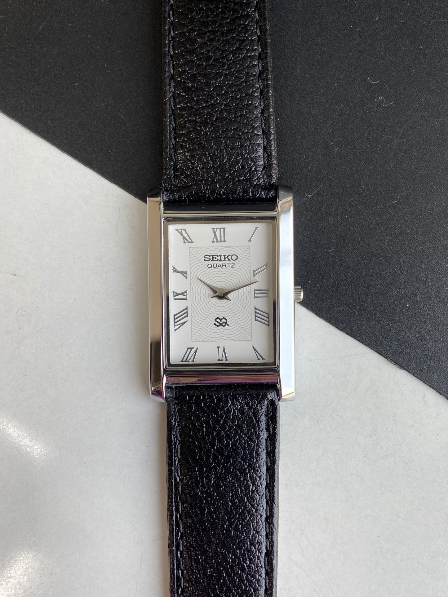Seiko Slim Rectangular Quartz White Face Black Band Men's Wrist Watch F02