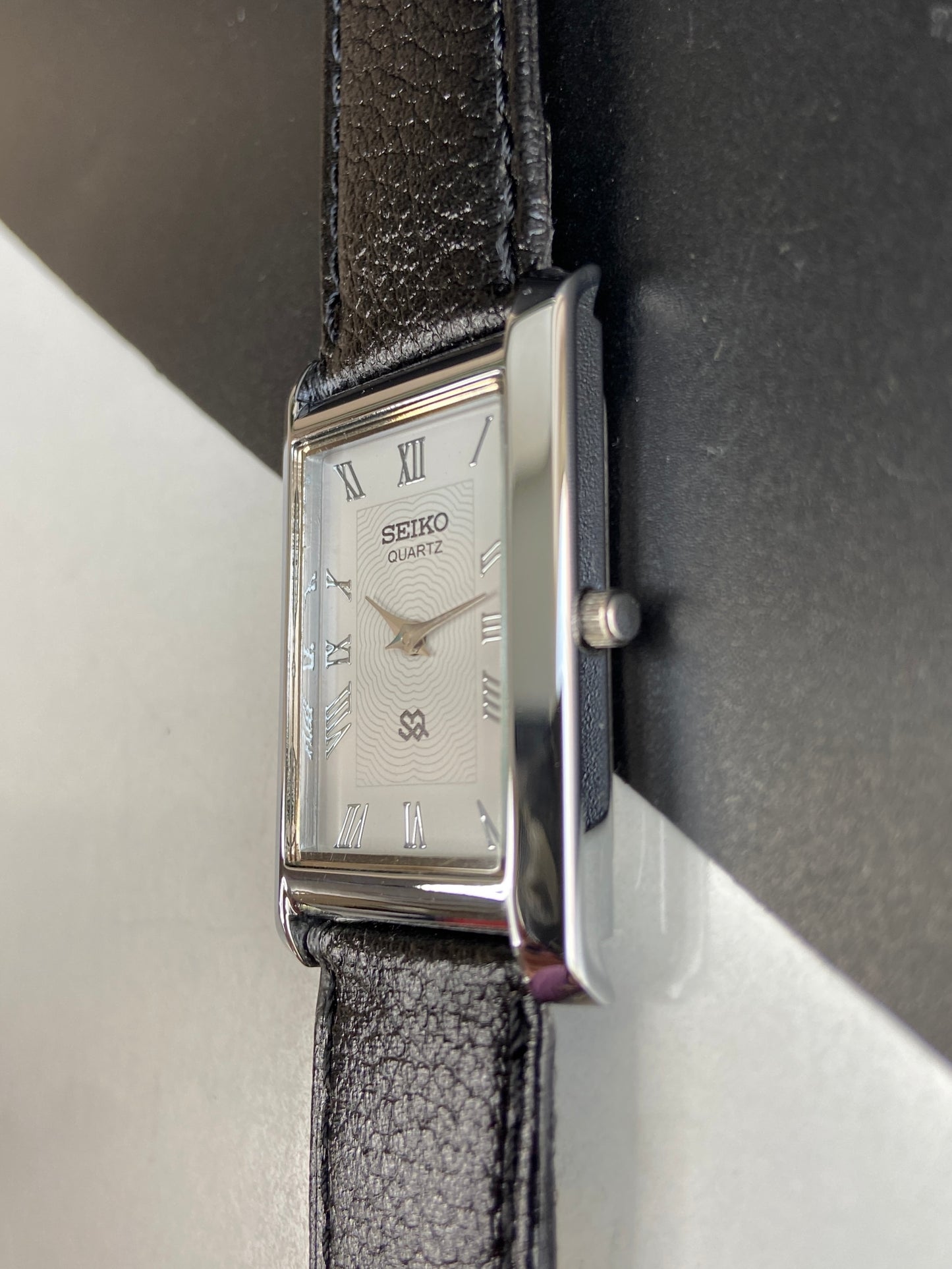Seiko Slim Rectangular Quartz White Face Black Band Men's Wrist Watch F02