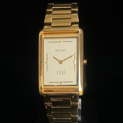 Original TITAN EDGE 1043SBA Rectangular Golden Face 25MM Case Men's Watch k26