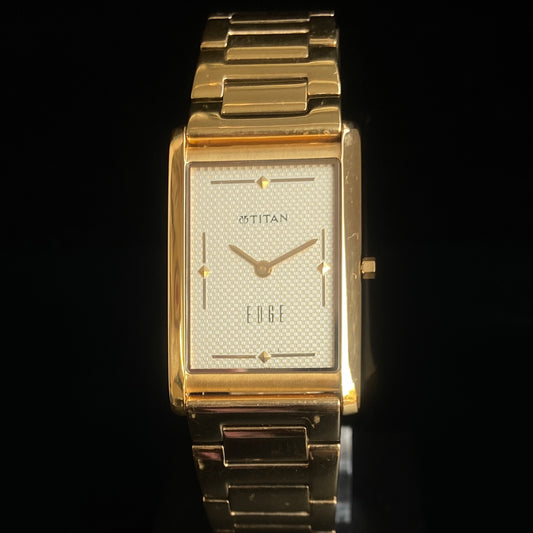 Original TITAN EDGE 1043SBA Rectangular Golden Face 25MM Case Men's Watch k26