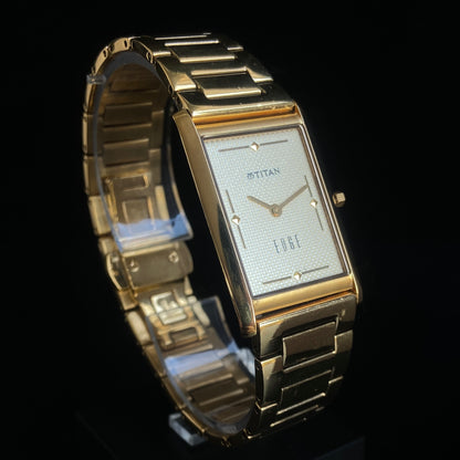 Original TITAN EDGE 1043SBA Rectangular Golden Face 25MM Case Men's Watch k26