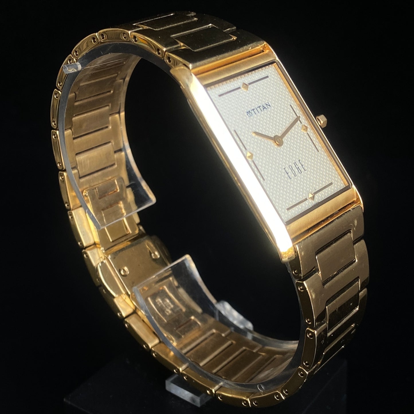 Original TITAN EDGE 1043SBA Rectangular Golden Face 25MM Case Men's Watch k26