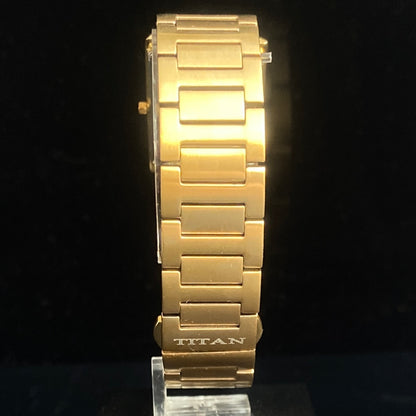 Original TITAN EDGE 1043BBD31 Rectangular Black Face 25MM Case Men's Watch k27