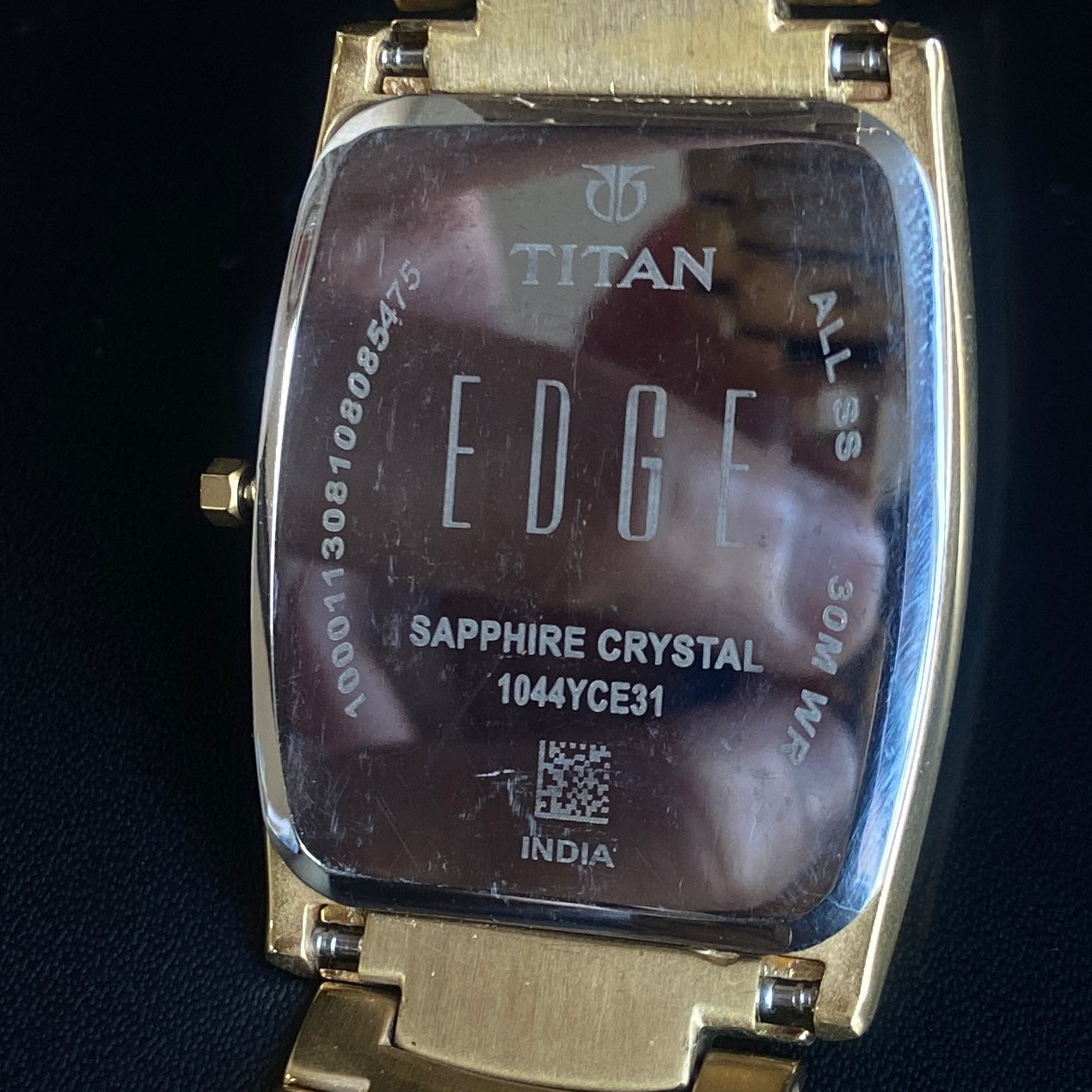 Original TITAN EDGE 1044YCE31 Barrel Black Face 29MM Case Men's Watch k29