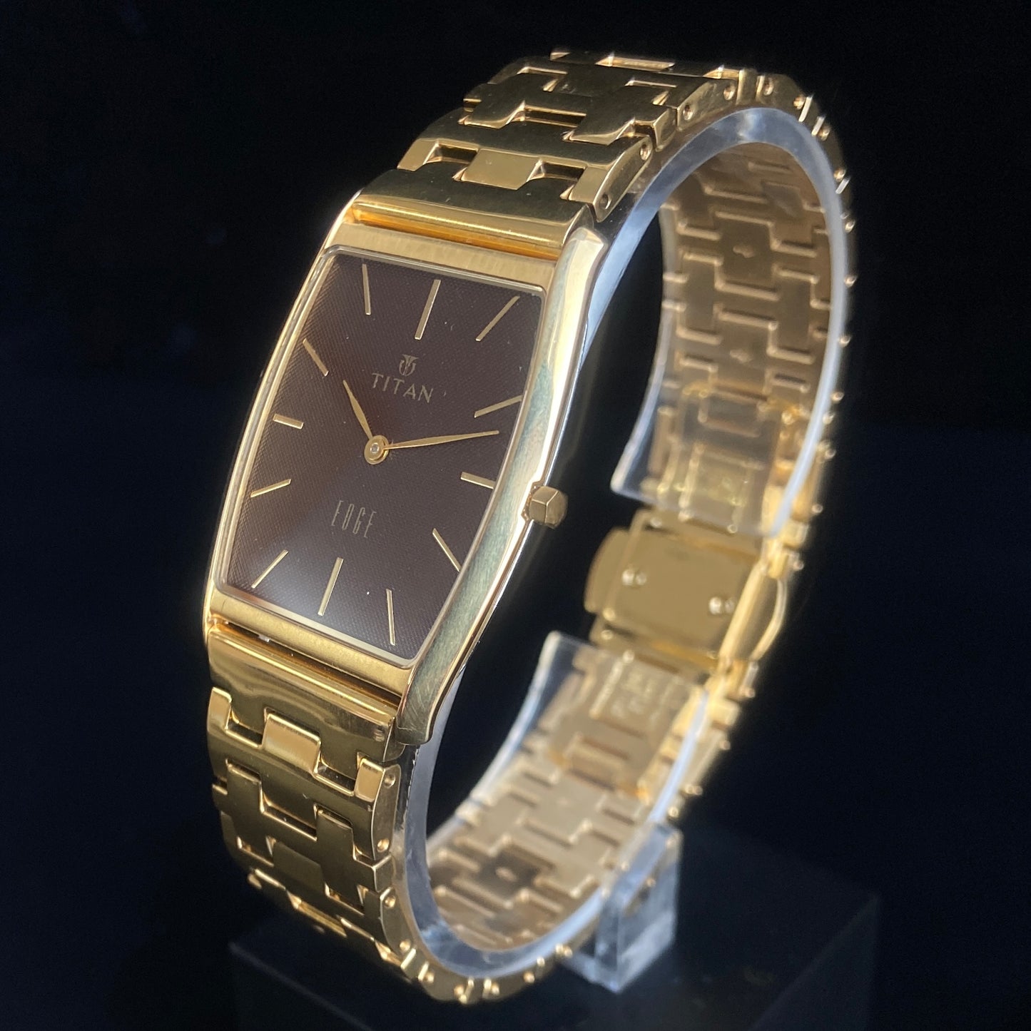 Original TITAN EDGE 1044YCE31 Barrel Brown Face 29MM Case Men's Watch k31