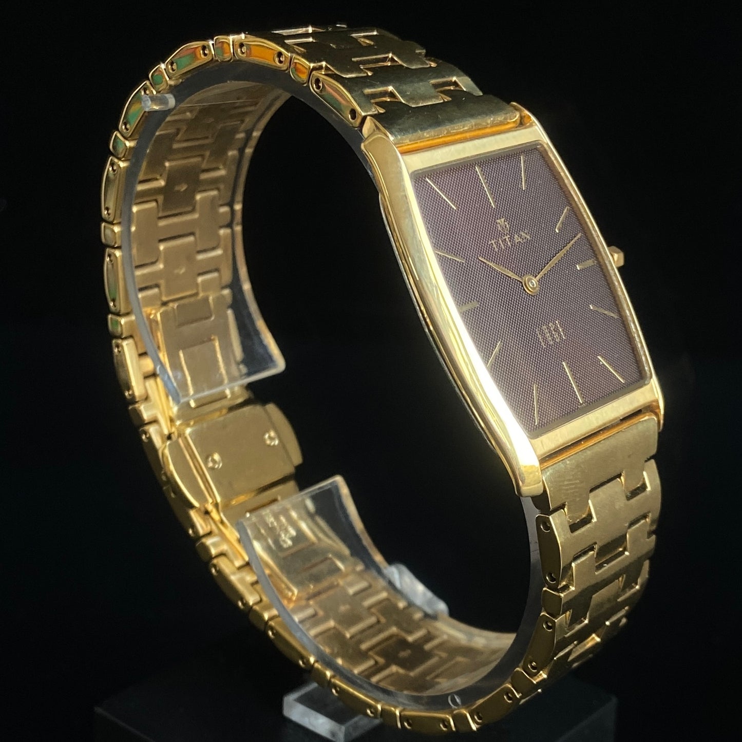 Original TITAN EDGE 1044YCE31 Barrel Brown Face 29MM Case Men's Watch k31