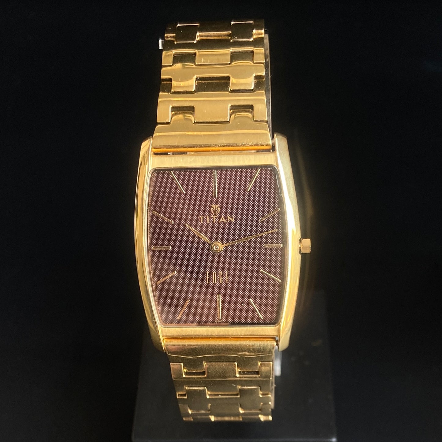 Original TITAN EDGE 1044YCE31 Barrel Brown Face 29MM Case Men's Watch k31