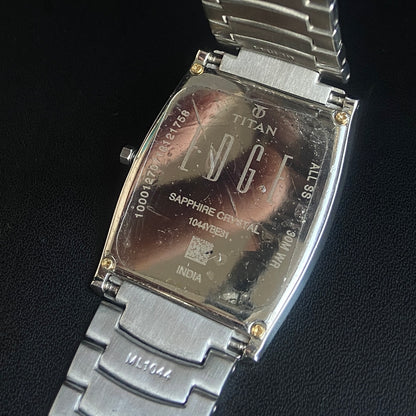 Original TITAN EDGE 1044YBE31 Barrel White Face 29MM Case Men's Watch k33