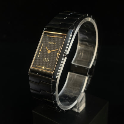Original TITAN EDGE 1043YCDE31 Rectangular Black Face 25MM Case Men's Watch K35
