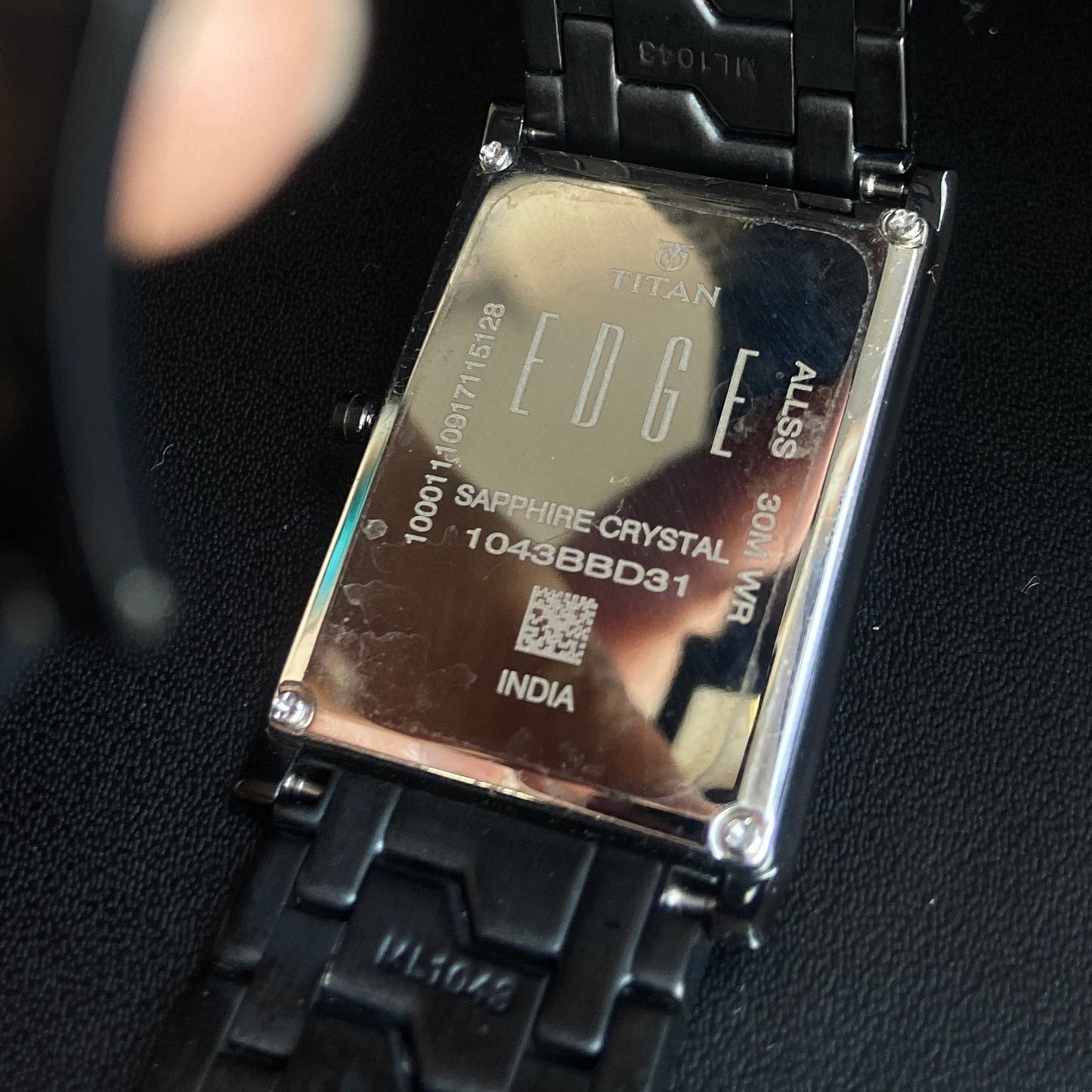 Original TITAN EDGE 1043YCDE31 Rectangular Black Face 25MM Case Men's Watch K35