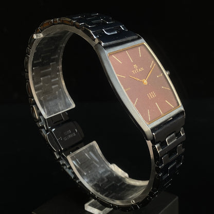 Original TITAN EDGE 1044YCB Barrel Brown Face 29MM Case Men's Watch K37