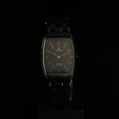 Original TITAN EDGE 1044YCB Barrel Black Face 29MM Case Men's Watch K38