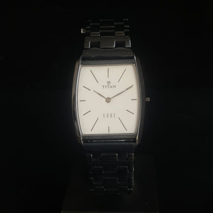Original TITAN EDGE 1044YCB Barrel White Face 29MM Case Men's Watch K39