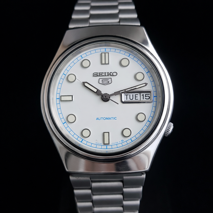 Vintage 1977 Original Seiko 5 Automatic 6309-7330 White Face 17 Jewels Day-Date Japanese Men's Wrist Watch S35