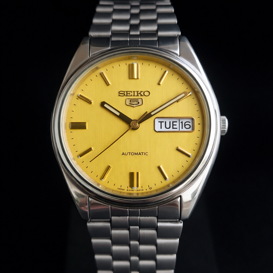 Vintage 1984 Original Seiko 5 Automatic 6309-8900 Golden Face 17 Jewels Day-Date Japanese Men's Wrist Watch S31