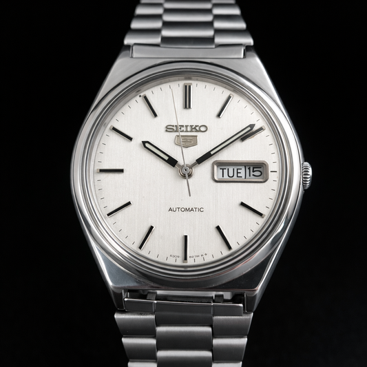 Vintage 1985 Original Seiko 5 Automatic 6309-8970 White Face 17 Jewels Day-Date Japanese Men's Wrist Watch S38