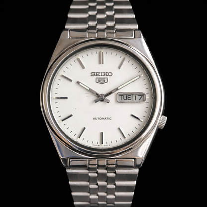 Vintage 1976 Original Seiko 5 Automatic 7009-3070 White Face 17 Jewels Day-Date Japanese Men's Wrist Watch S60