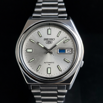 Vintage 1985 Original Seiko 5 Automatic 7009-876A Silver Face 17 Jewels Day-Date Japanese Men's Wrist Watch S17