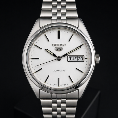 Vintage 1985 Original Seiko 5 Automatic 6309-8960 White Face 17 Jewels Day-Date Japanese Men's Wrist Watch S68