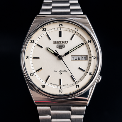Vintage 1981 Original Seiko 5 Automatic 6309-6020 White Face 17 Jewels Day-Date Japanese Men's Wrist Watch S41