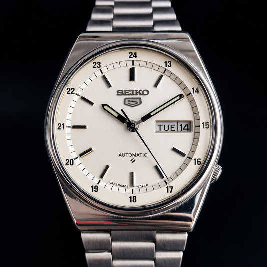 Vintage 1981 Original Seiko 5 Automatic 6309-6020 White Face 17 Jewels Day-Date Japanese Men's Wrist Watch S41