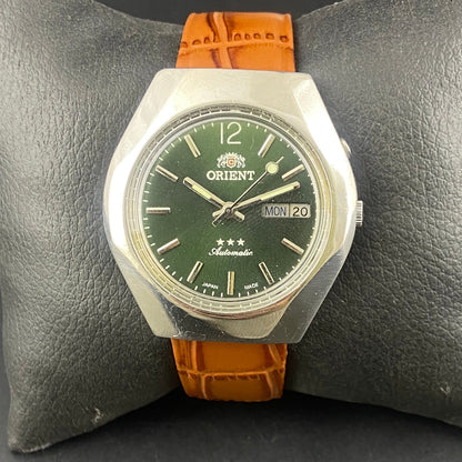 Vintage Orient Green Face Automatic 21 Jewels Men,s Wrist Watch