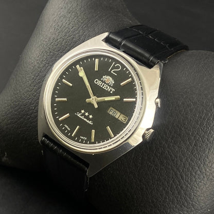 Vintage Orient Black Face Automatic 21 Jewels Men,s Wrist Watch