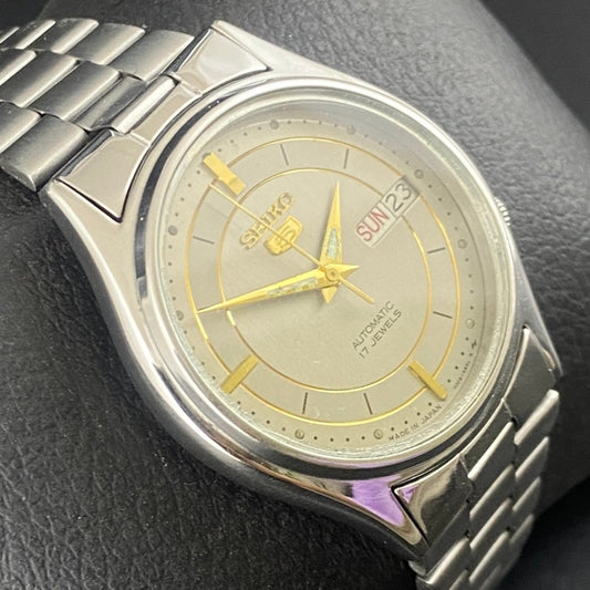Vintage Original Seiko 5 Automatic Gray Face Cal. 7009 Men's Wrist Watch Serviced.