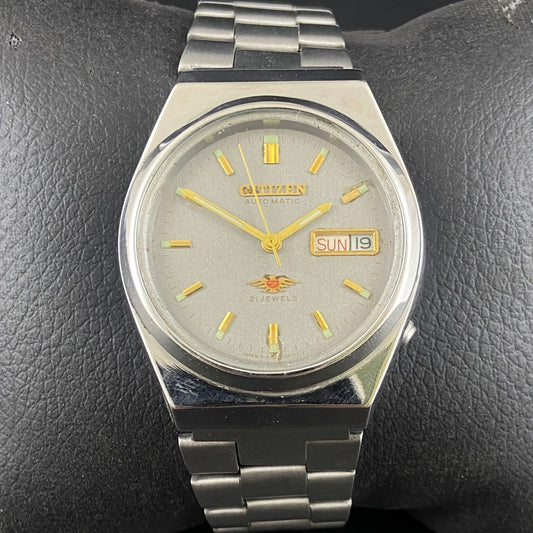 Vintage Original Citizen Gray face Cal. 8200 Automatic 21 Jewels Men,s Wrist Watch