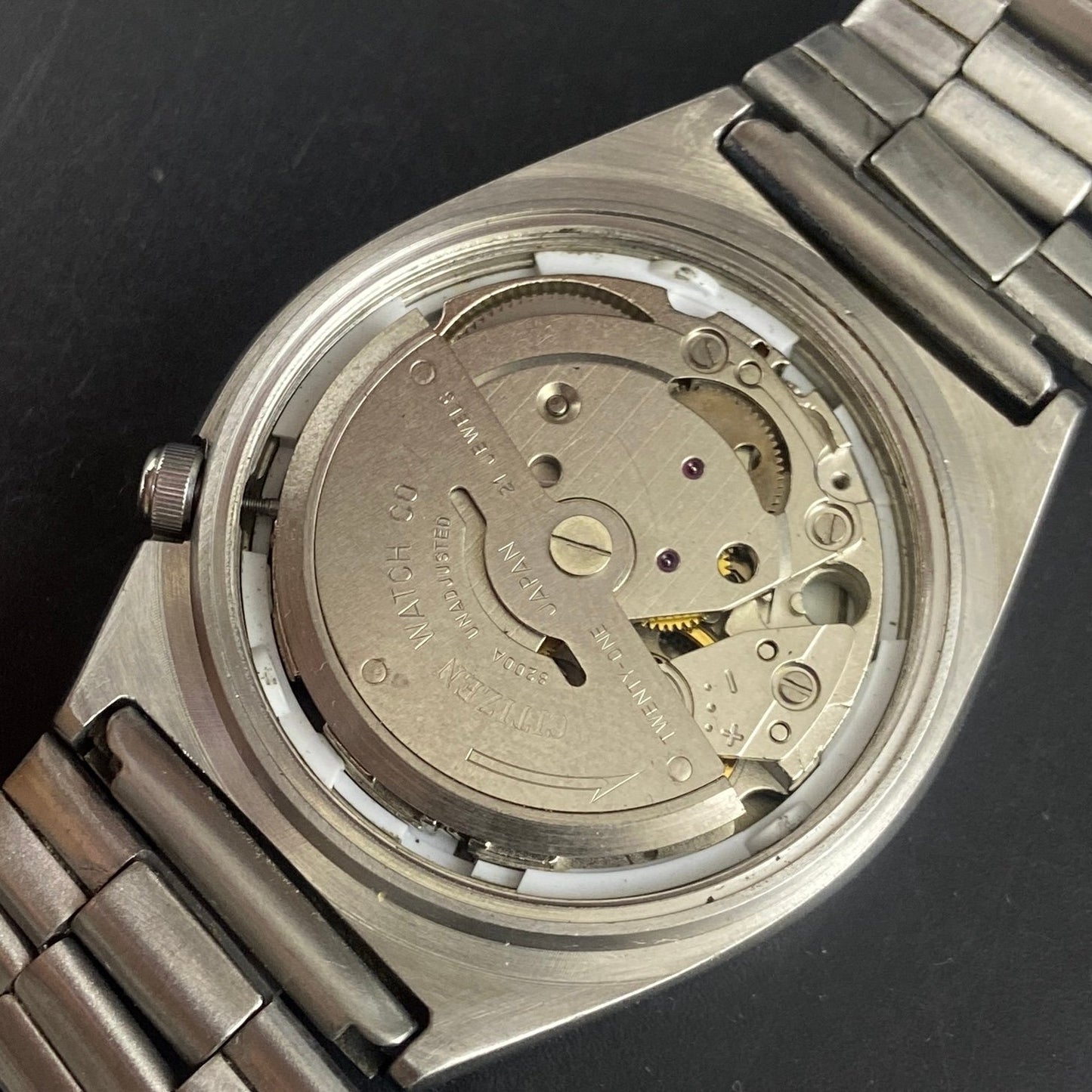 Vintage Original Citizen Gray face Cal. 8200 Automatic 21 Jewels Men,s Wrist Watch