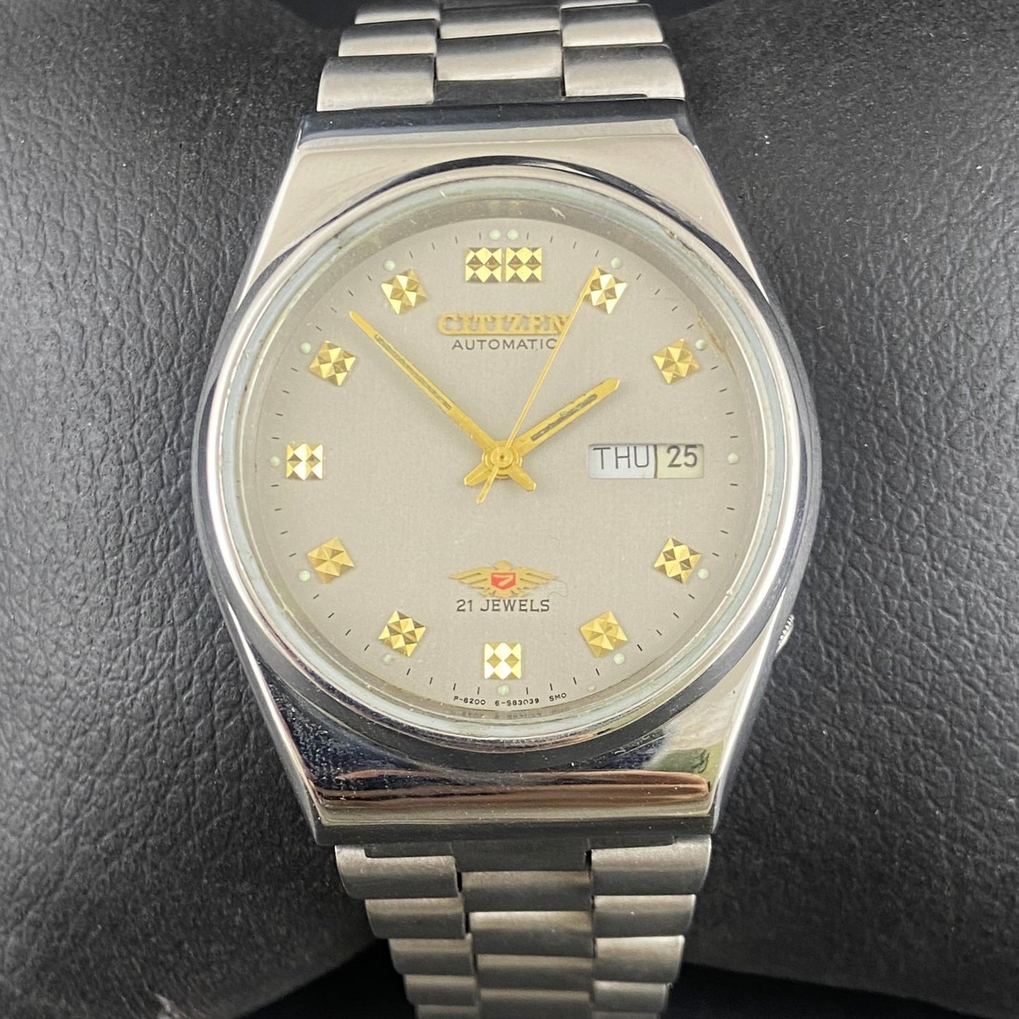 Vintage Original Citizen Gray face Cal. 8200 Automatic 21 Jewels Men,s Wrist Watch