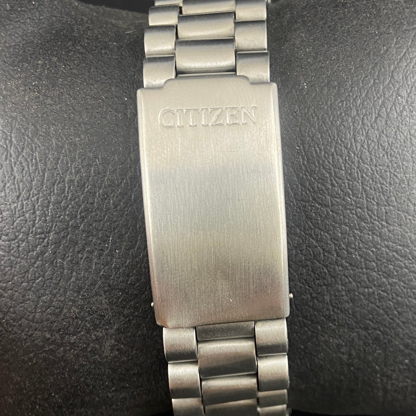 Vintage Original Citizen Gray face Cal. 8200 Automatic 21 Jewels Men,s Wrist Watch