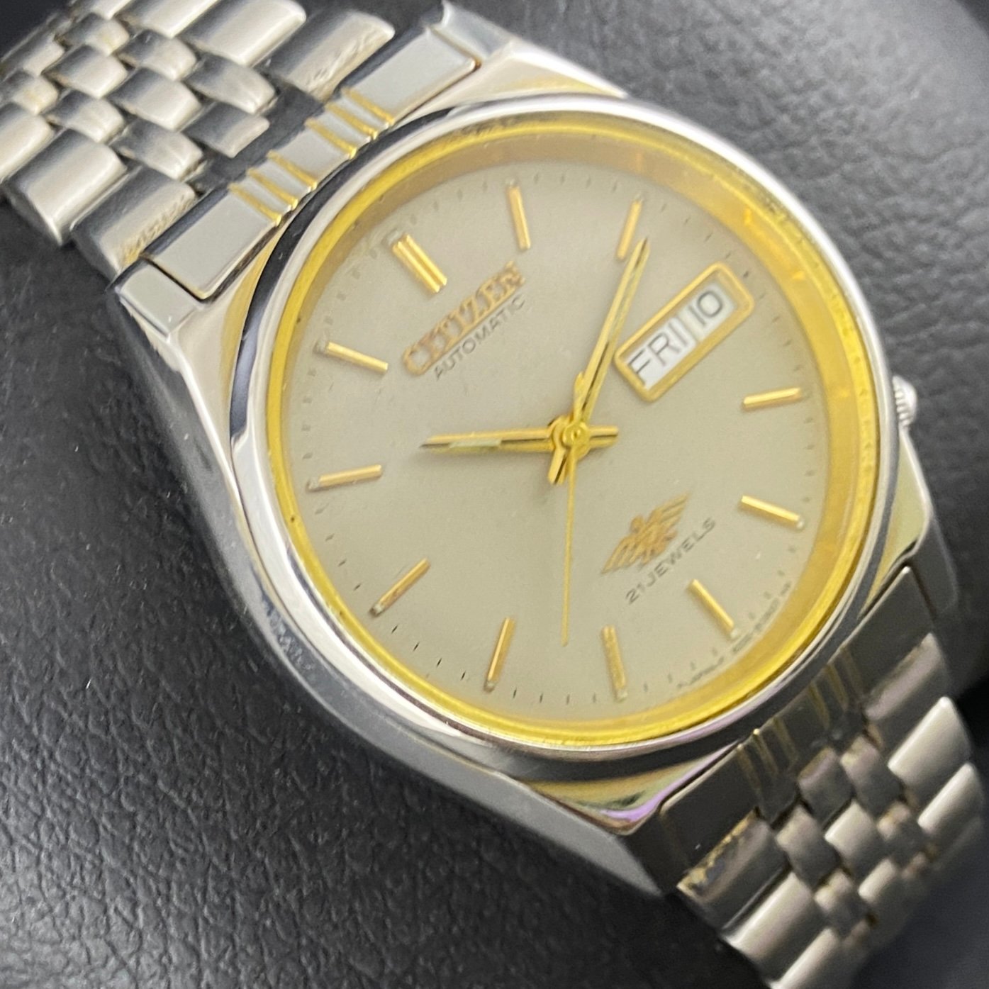 Vintage Original Citizen Gray face Cal. 8200 Automatic 21 Jewels Men,s Wrist Watch