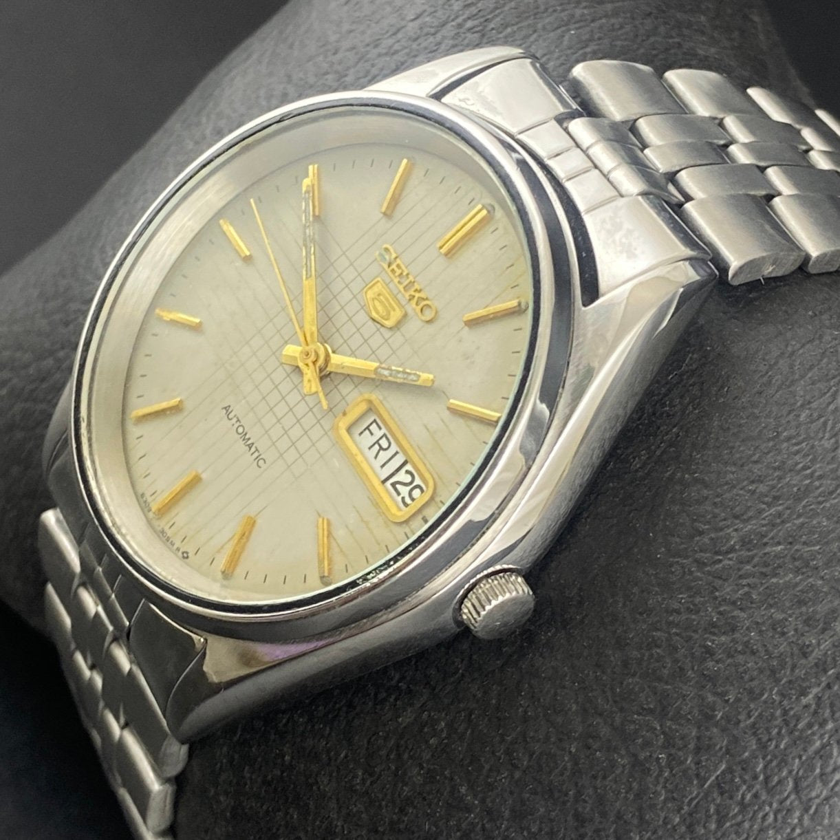 Vintage Original Seiko 5 Automatic Gray Face Cal. 6309 Men's Wrist Watch Serviced.