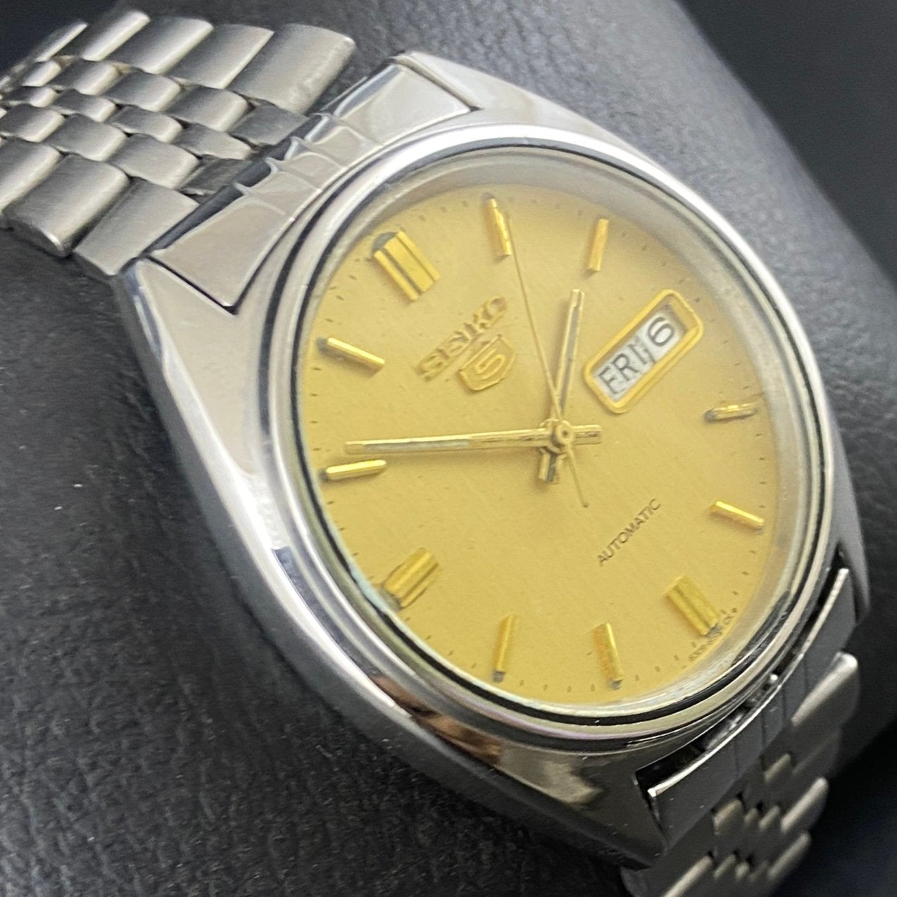 Vintage Original Seiko 5 Automatic Gold Face Cal. 6309 Men's Wrist Watch Serviced.