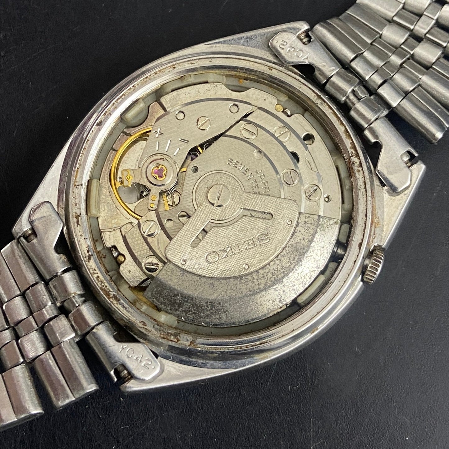 Vintage Original Seiko 5 Automatic Gold Face Cal. 6309 Men's Wrist Watch Serviced.