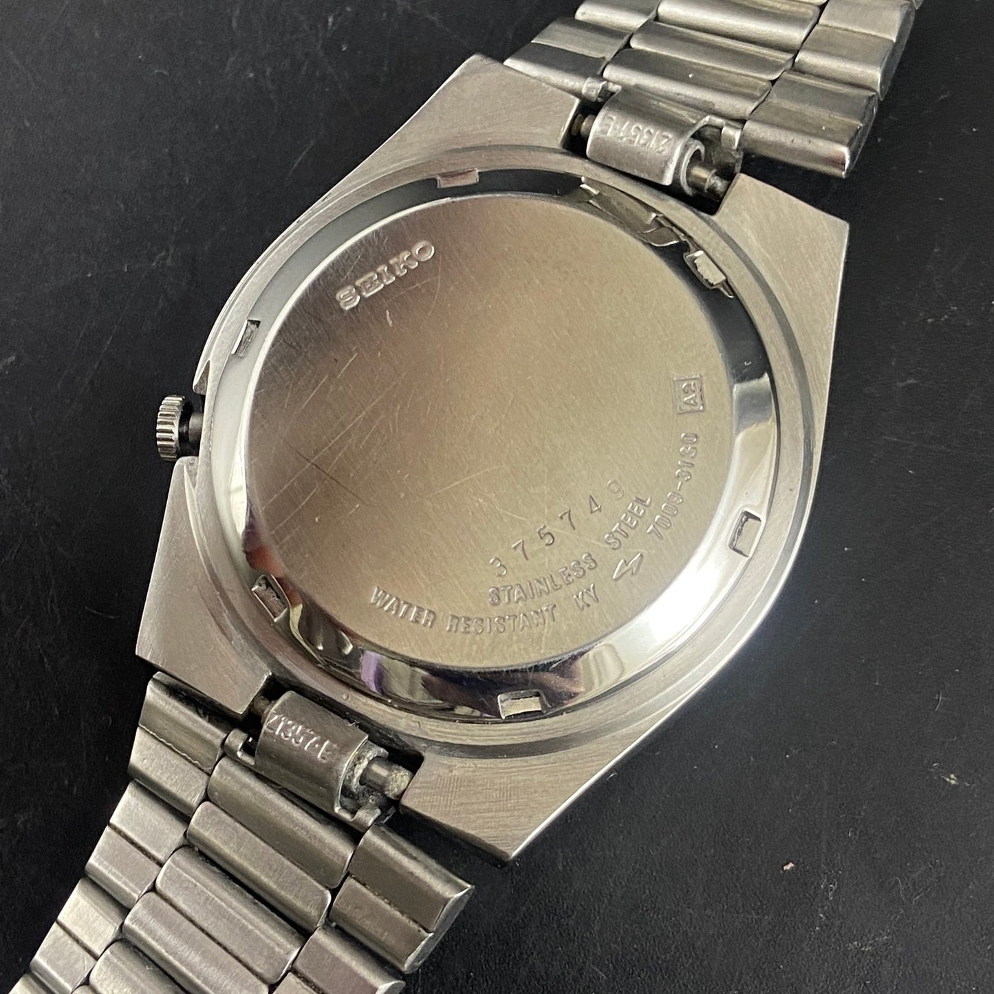 Vintage Original Seiko 5 Automatic Black Face Cal. 7009 Men's Wrist Watch Serviced.