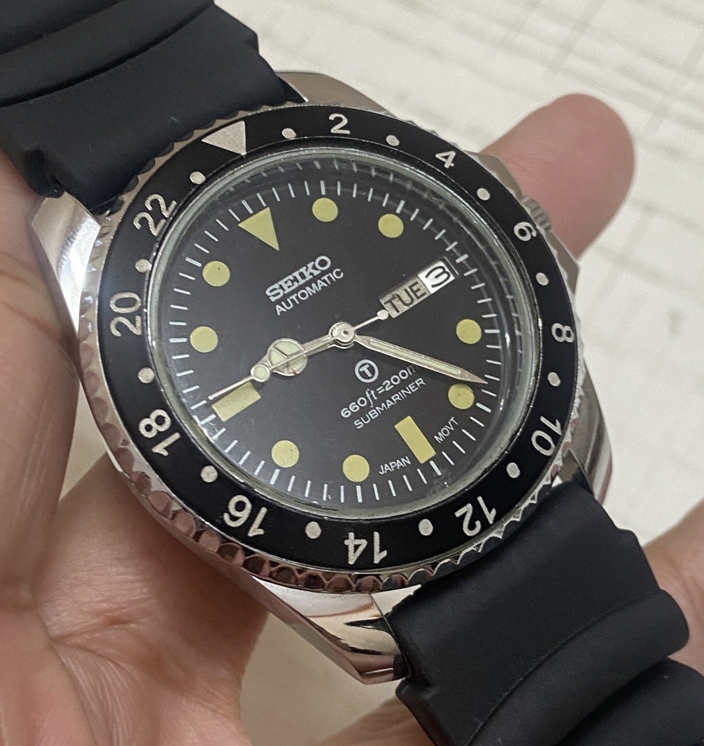 Vintage Seiko Submariner Automatic Black Face Cal. 6349 Men's Wrist Watch Serviced.