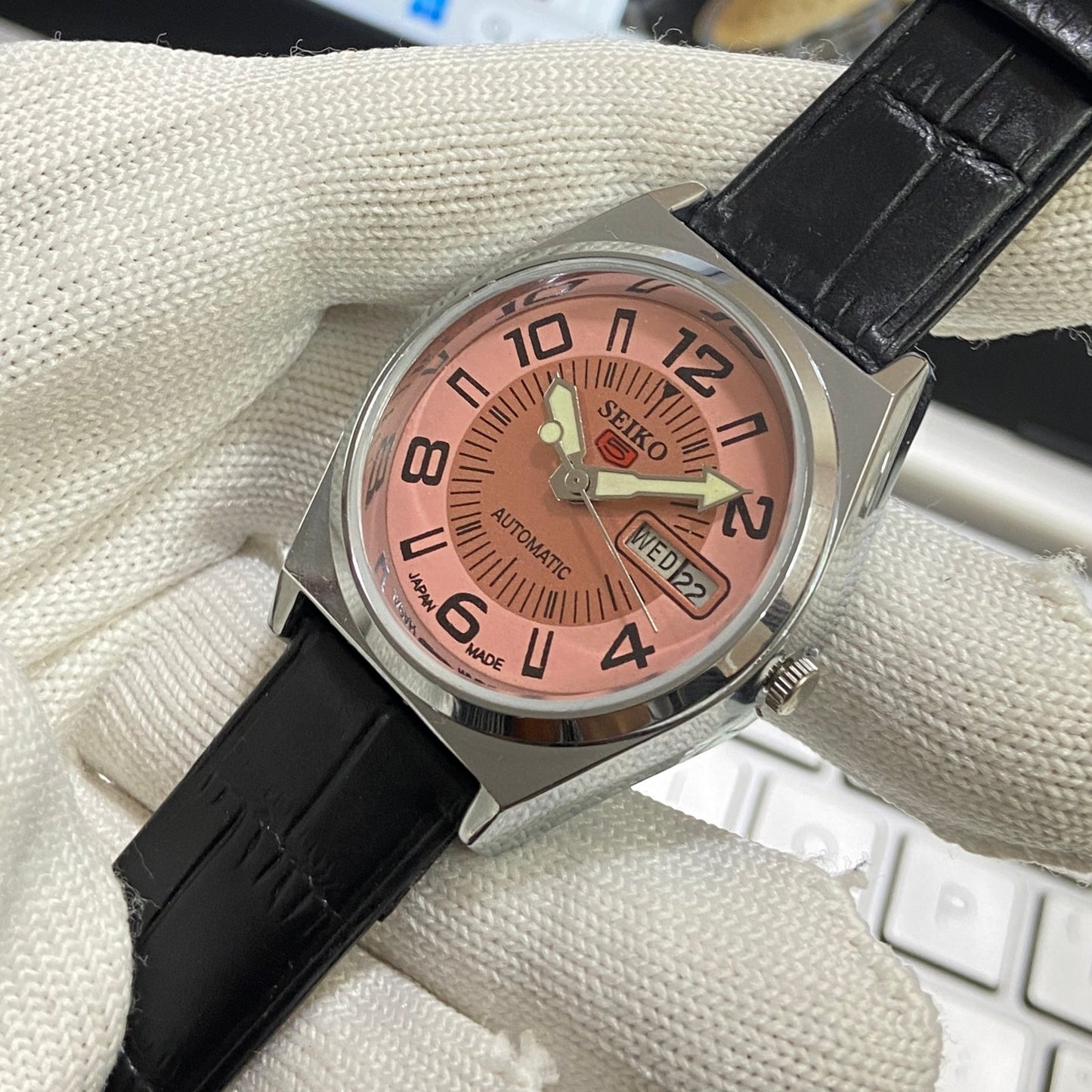 Vintage Seiko 5 Automatic 17Jewels Cal. 6309 Copper Face Black Band Men's Wrist Watch SB07