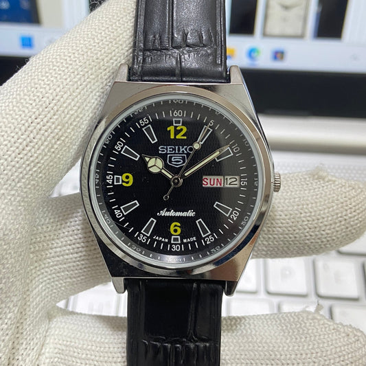 Vintage Seiko 5 Automatic17Jewels Cal. 6309 Black Face Black Band Men's Wrist Watch SB15