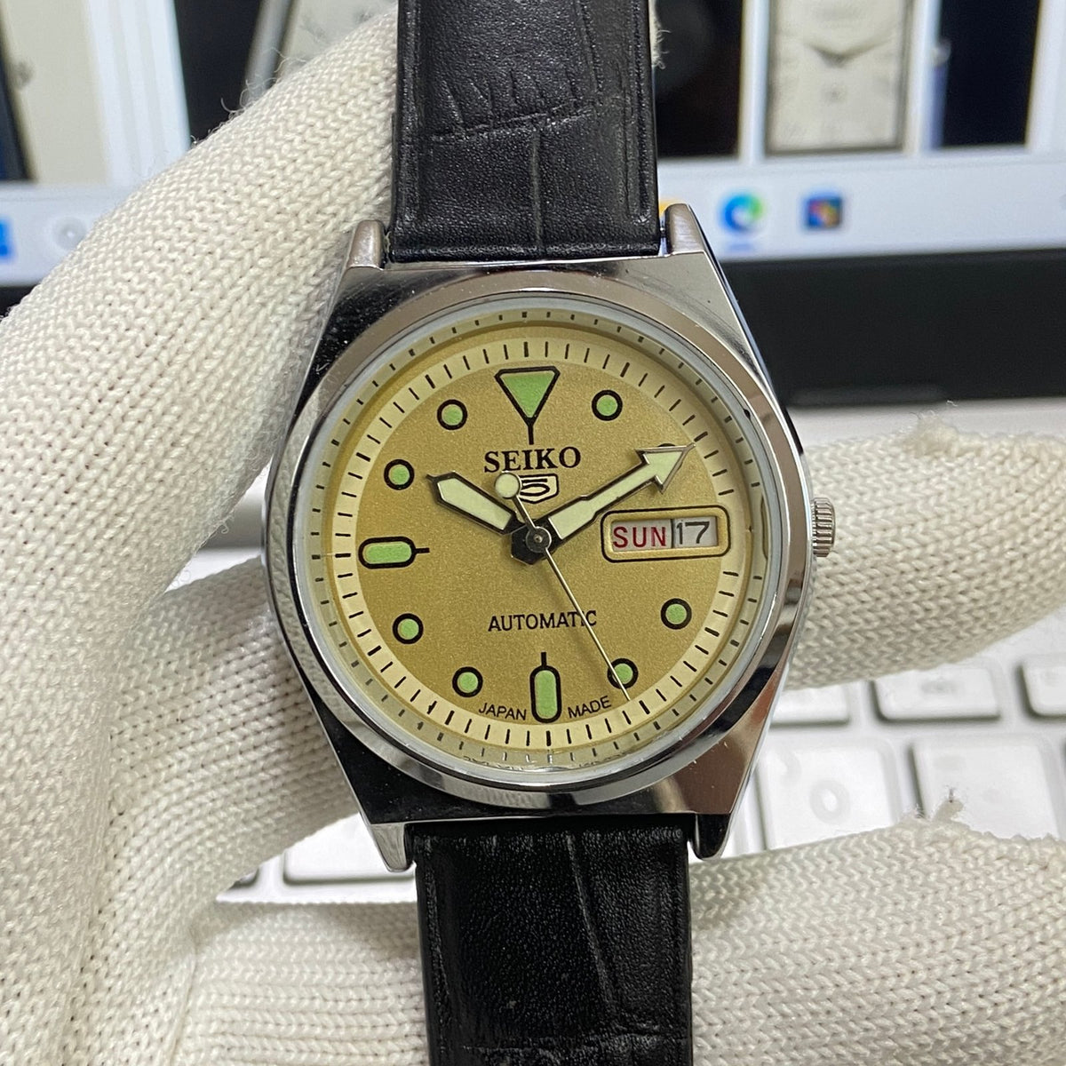 Vintage MOD Seiko 5 Automatic17Jewels Cal. 6309 Yellow Face Black Band Men's Wrist Watch SB20