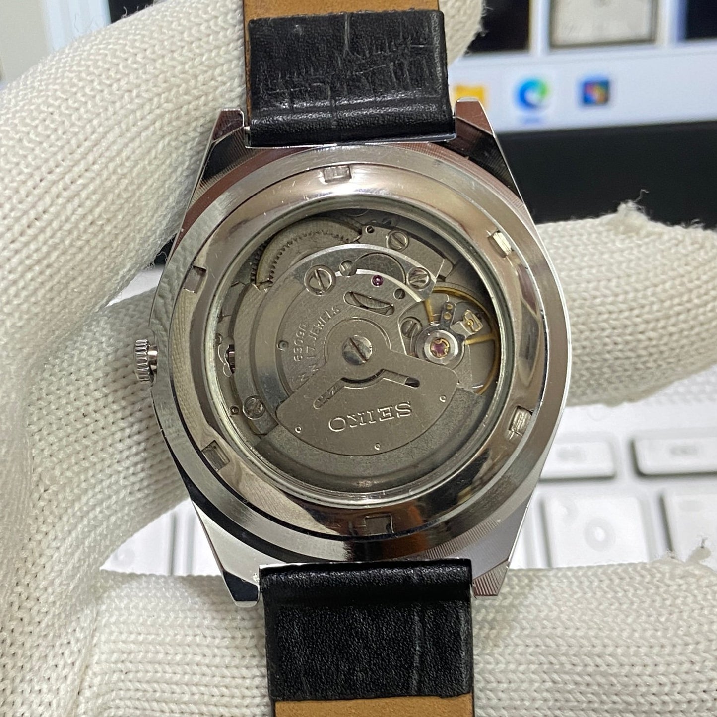 Vintage Seiko 5 Automatic17Jewels Cal. 6309 Yellow Face Black Band Men's Wrist Watch SB20